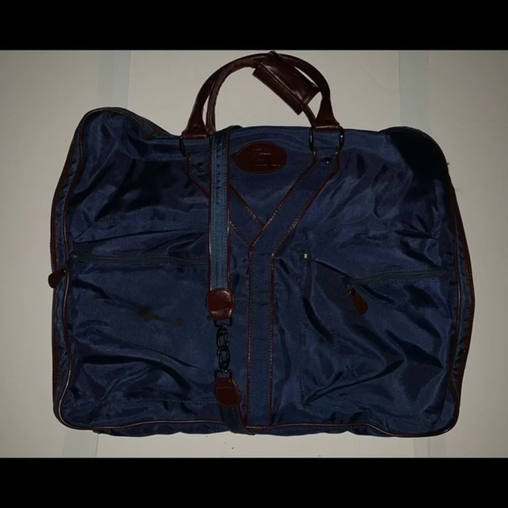 SOLD  YSL men’s travel bag - Picture 5 of 10